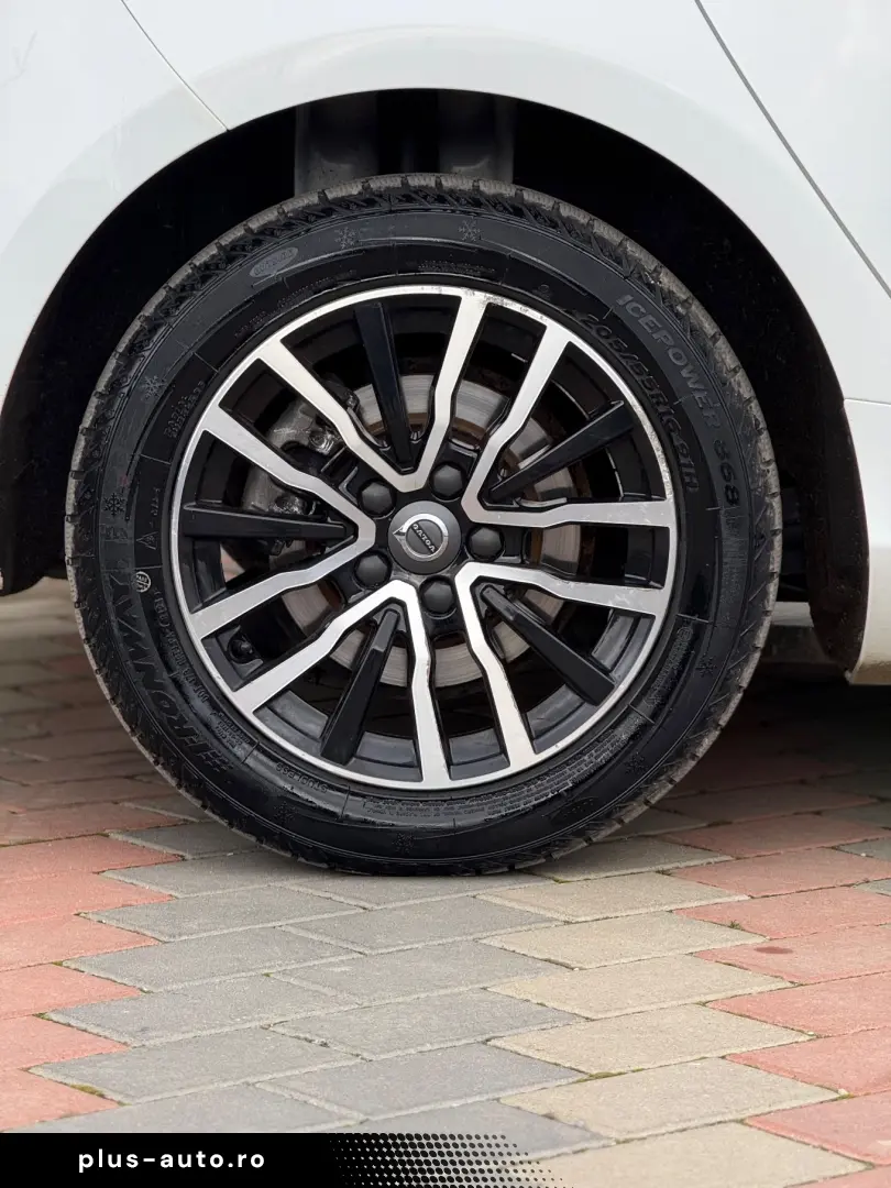 Volvo V40 D2 Linje You!