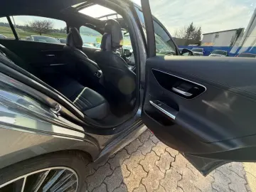 MERCEDES-BENZ C 180 LIM AMG PANO LEDER AMBI LED KAM NIGHT