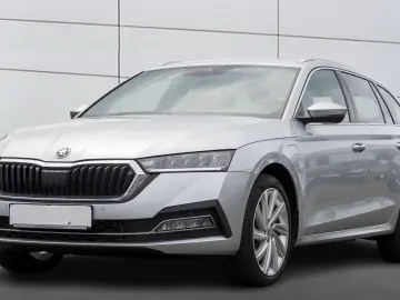 SKODA Octavia Combi 1.4 TSI iV