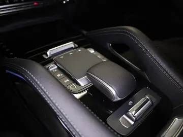 Mercedes-Benz GLE 450 d 4M AMG DIST MEMORY PANO AIRMATIC AHK