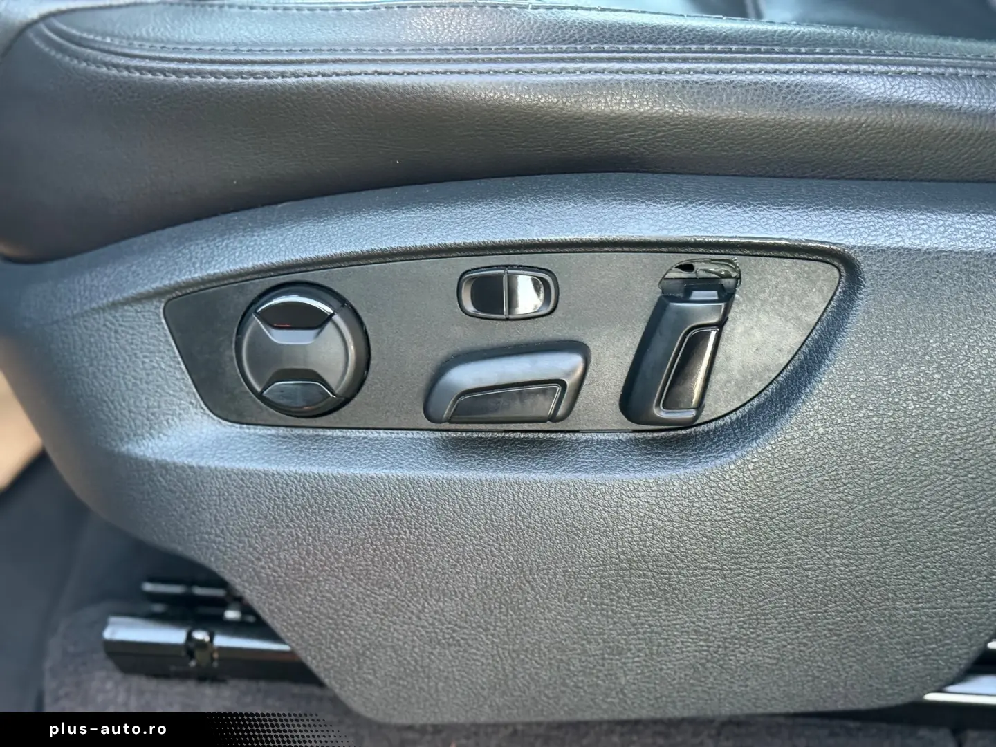 Volkswagen Touareg 3.0 V6 TDI SCR