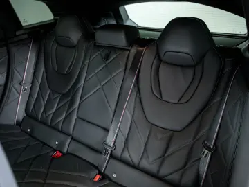 BMW XM M-DRIVERS PACKAGE DRIVING ASS PRO B&W DIAMOND