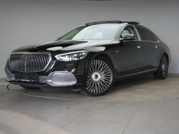MERCEDES-BENZ S 680 Maybach 4Matic Distr Pano Chauff…