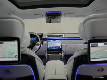 MERCEDES-BENZ S 680 Maybach 4Matic Distr Pano Chauff…