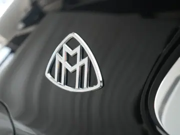 MERCEDES-BENZ S 680 Maybach 4Matic Distr Pano Chauff…