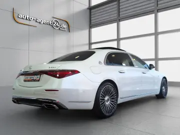 MERCEDES-BENZ  4M Maybach  elek.Fondtüren 4Sitzer NP270T€
