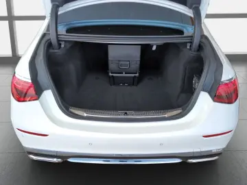 MERCEDES-BENZ  4M Maybach  elek.Fondtüren 4Sitzer NP270T€