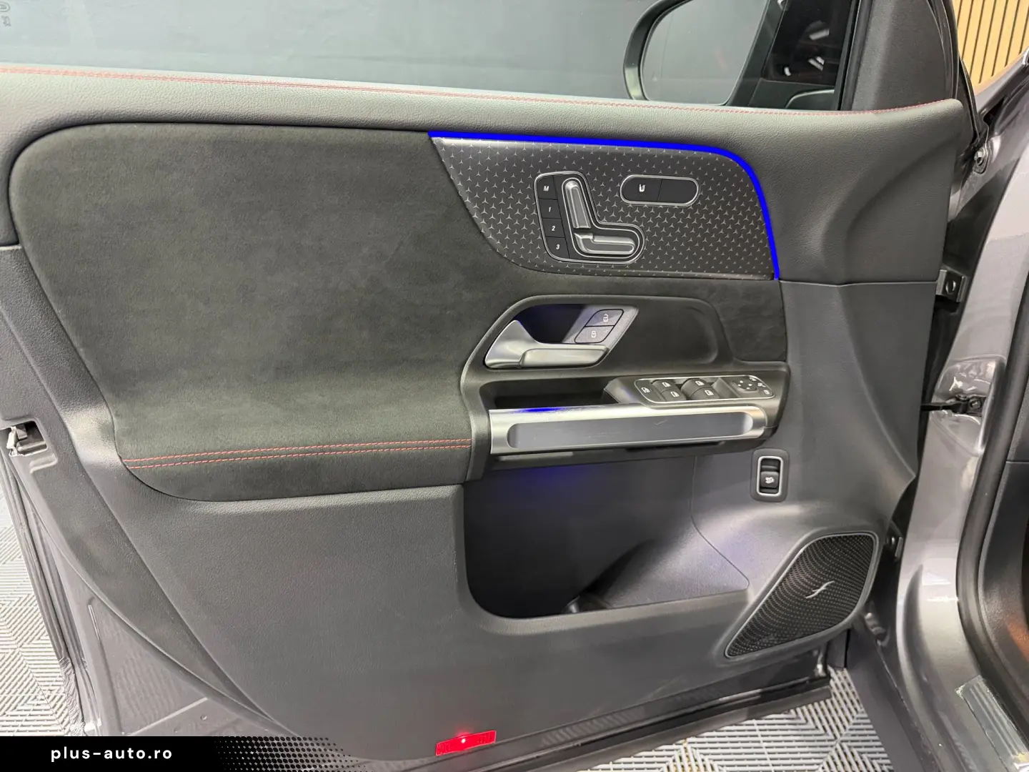 MERCEDES BENZ GLB 220 MHEW AMG