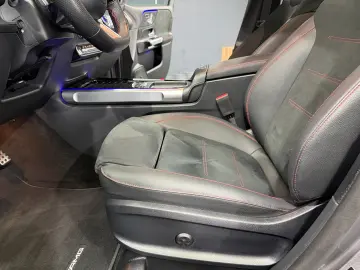 MERCEDES BENZ GLB 220 MHEW AMG