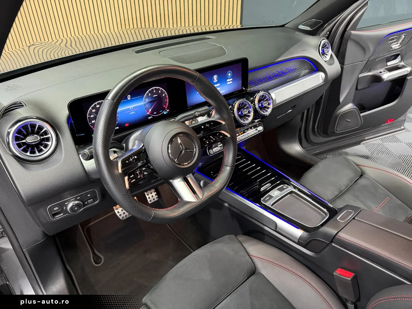 MERCEDES BENZ GLB 220 MHEW AMG