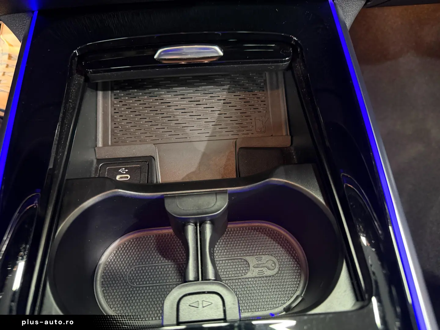 MERCEDES BENZ GLB 220 MHEW AMG