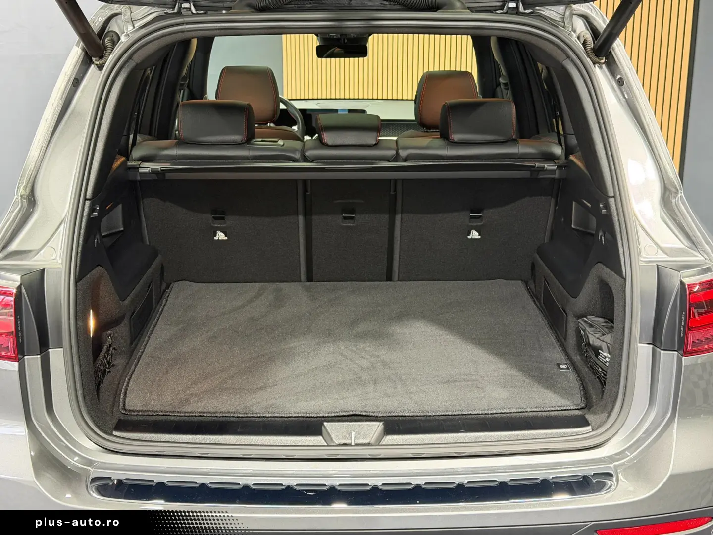 MERCEDES BENZ GLB 220 MHEW AMG