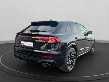 AUDI RSQ8 441 KW MATRIX STANDH AHK PANO B&O