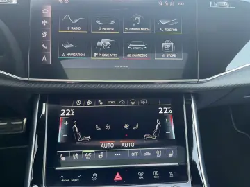 AUDI RSQ8 441 KW MATRIX STANDH AHK PANO B&O