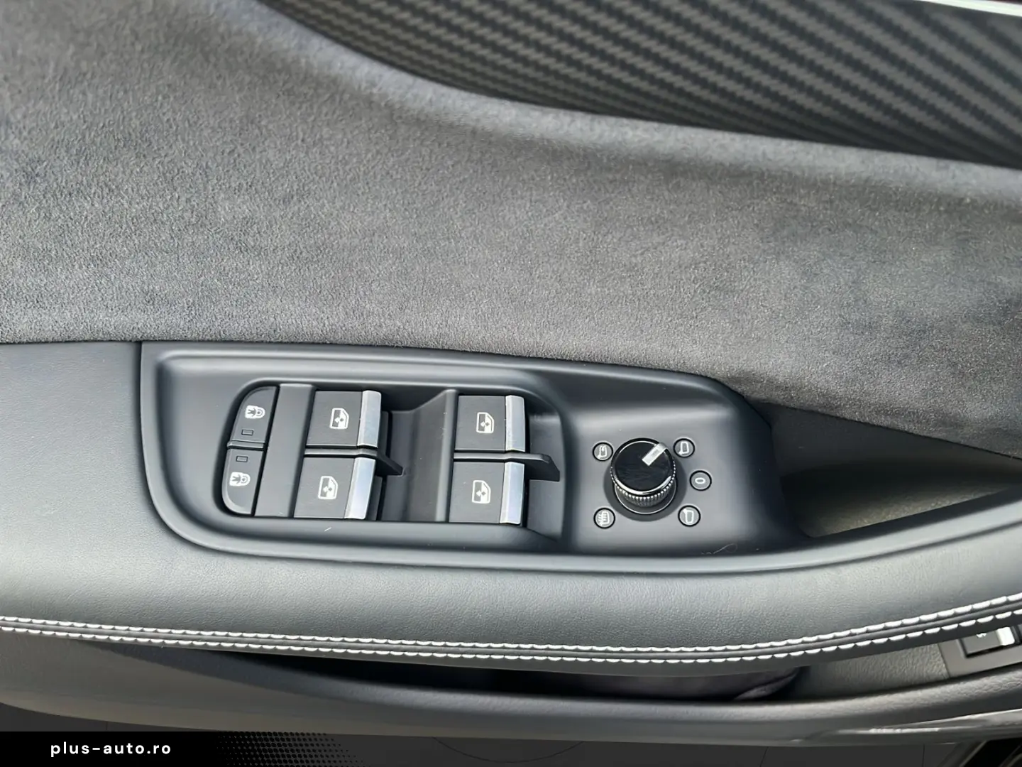 AUDI RSQ8 441 KW MATRIX STANDH AHK PANO B&O