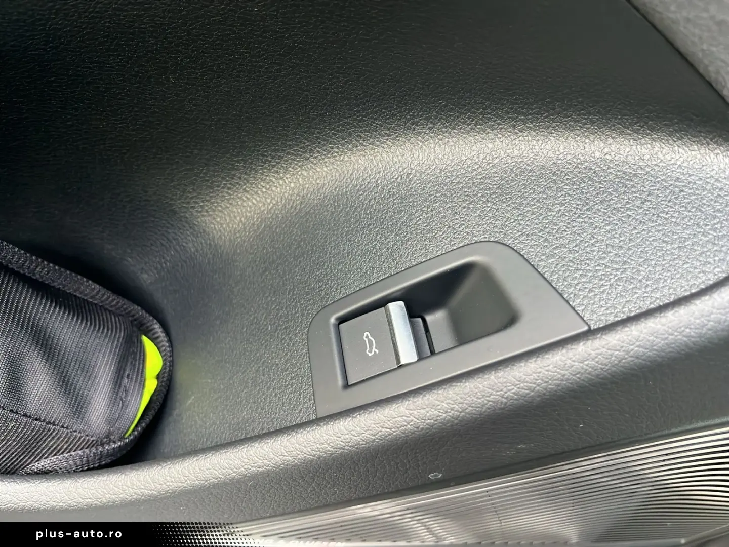 AUDI RSQ8 441 KW MATRIX STANDH AHK PANO B&O