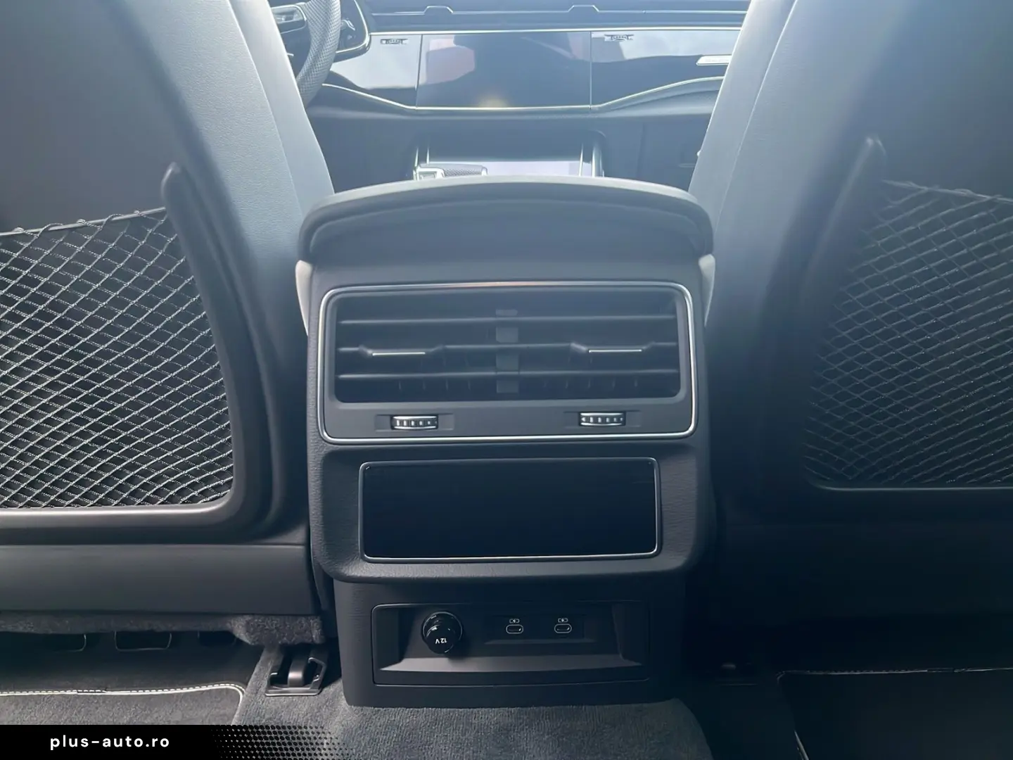 AUDI RSQ8 441 KW MATRIX STANDH AHK PANO B&O