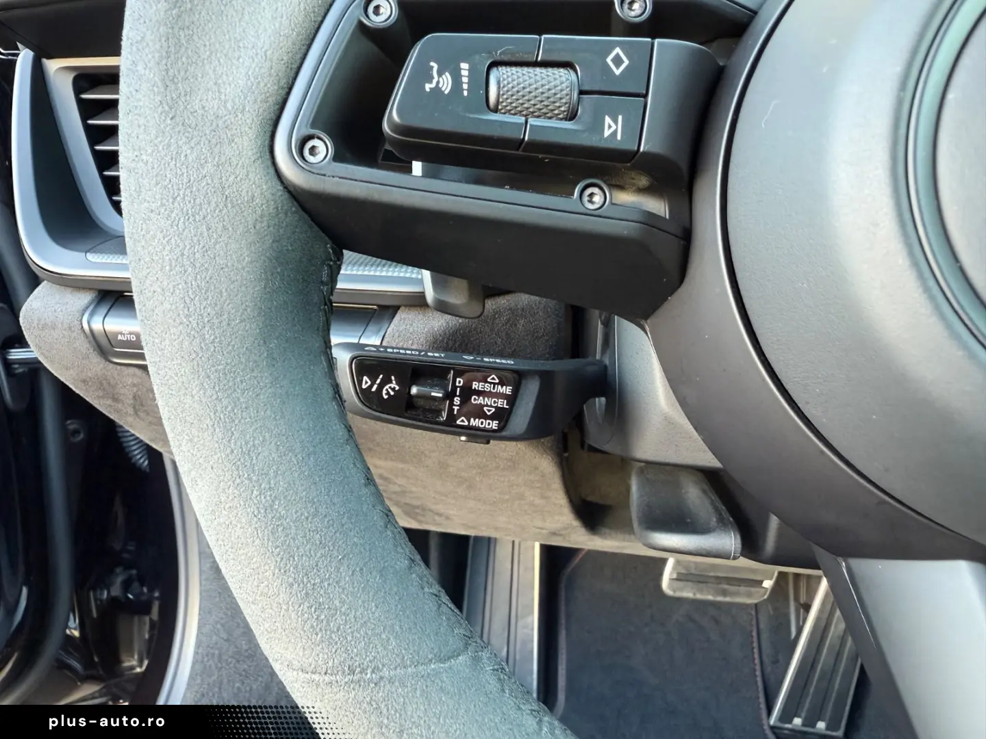 PORSCHE 911 992 Carrera GTS 18WEGE BOSE LIFT SCHIEBEDACH