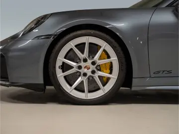 PORSCHE 911 Carrera GTS BOSE InnoDrive PCCB Lift-VA