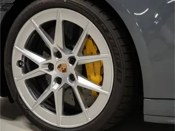 PORSCHE 911 Carrera GTS BOSE InnoDrive PCCB Lift-VA