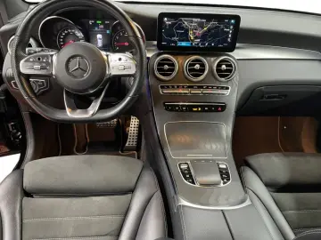 MERCEDES-BENZ GLC 200 4matic AMG AMG MBUX MBeam Nigh…
