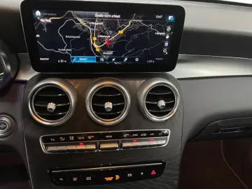 MERCEDES-BENZ GLC 200 4matic AMG AMG MBUX MBeam Nigh…