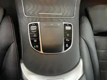 MERCEDES-BENZ GLC 200 4matic AMG AMG MBUX MBeam Nigh…