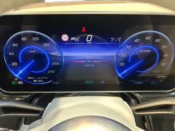 MERCEDES-BENZ EQE 300 MBUX AHK Wide Cam LED Navi AUT…