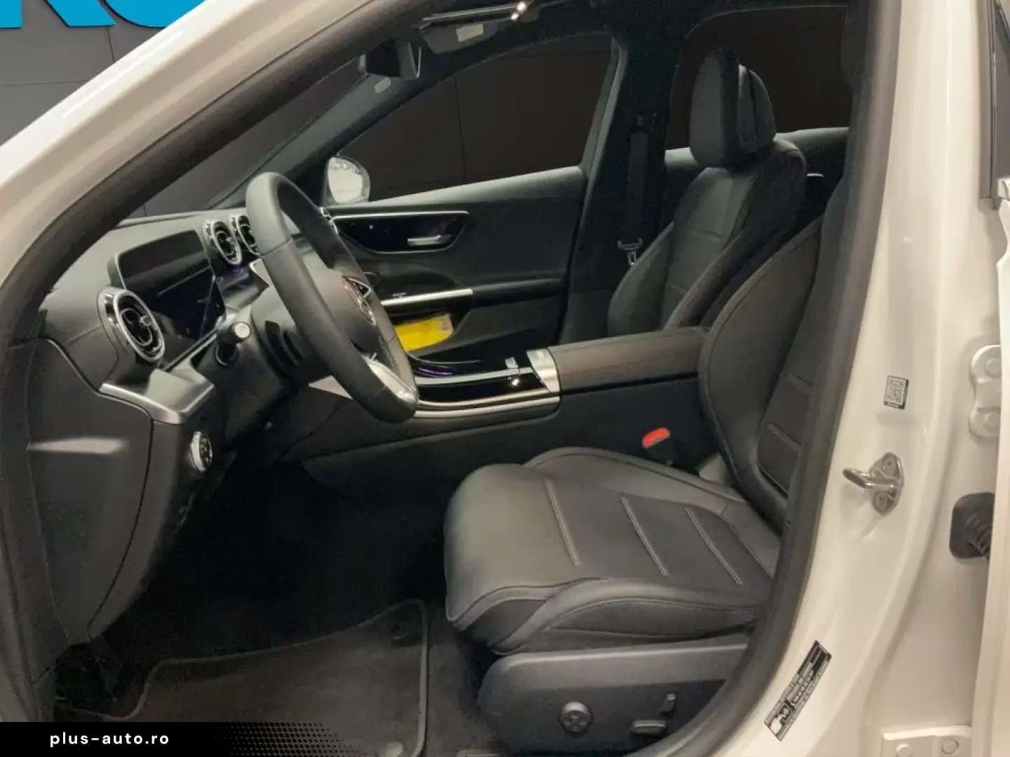 Mercedes-Benz C 200 AVANTGARDE DISTRONIC 4x