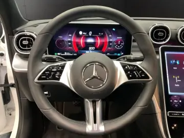 Mercedes-Benz C 200 AVANTGARDE DISTRONIC 4x