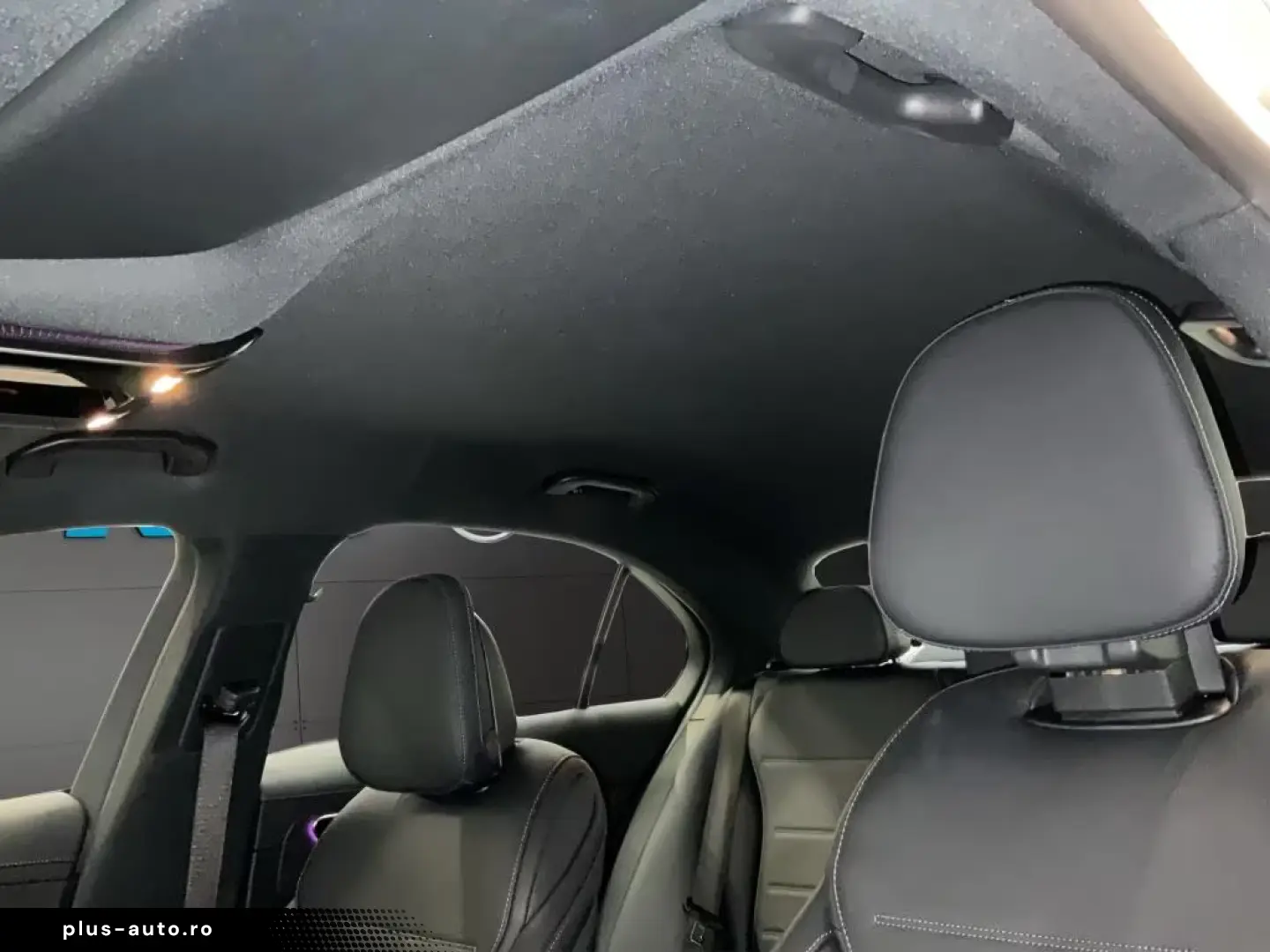 Mercedes-Benz C 200 AVANTGARDE DISTRONIC 4x