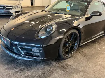 PORSCHE 911 Carrera  GTS  Mwst  erst 2249 km  Led  Bose