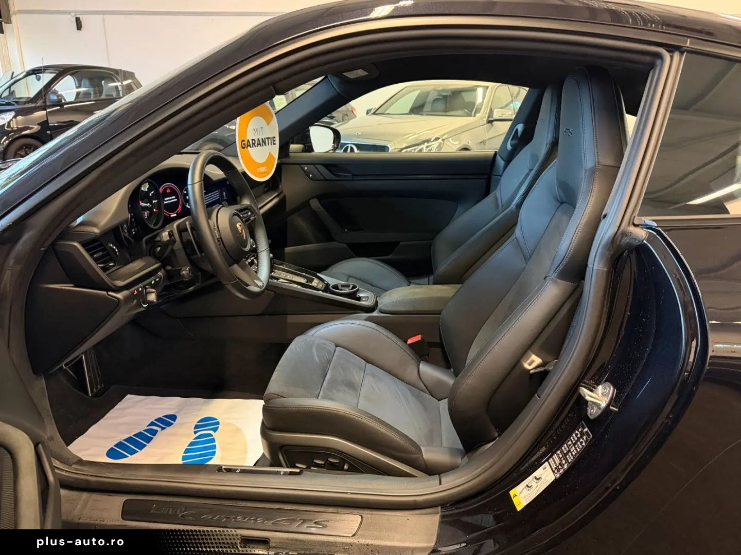 PORSCHE 911 Carrera  GTS  Mwst  erst 2249 km  Led  Bose