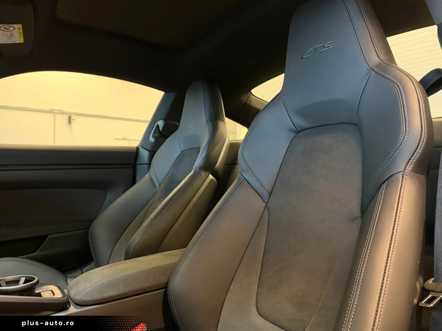 PORSCHE 911 Carrera  GTS  Mwst  erst 2249 km  Led  Bose