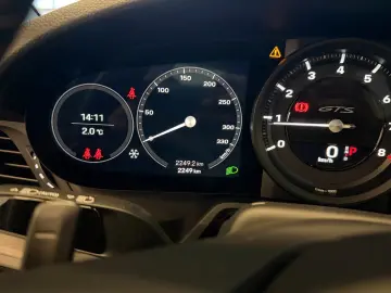 PORSCHE 911 Carrera  GTS  Mwst  erst 2249 km  Led  Bose