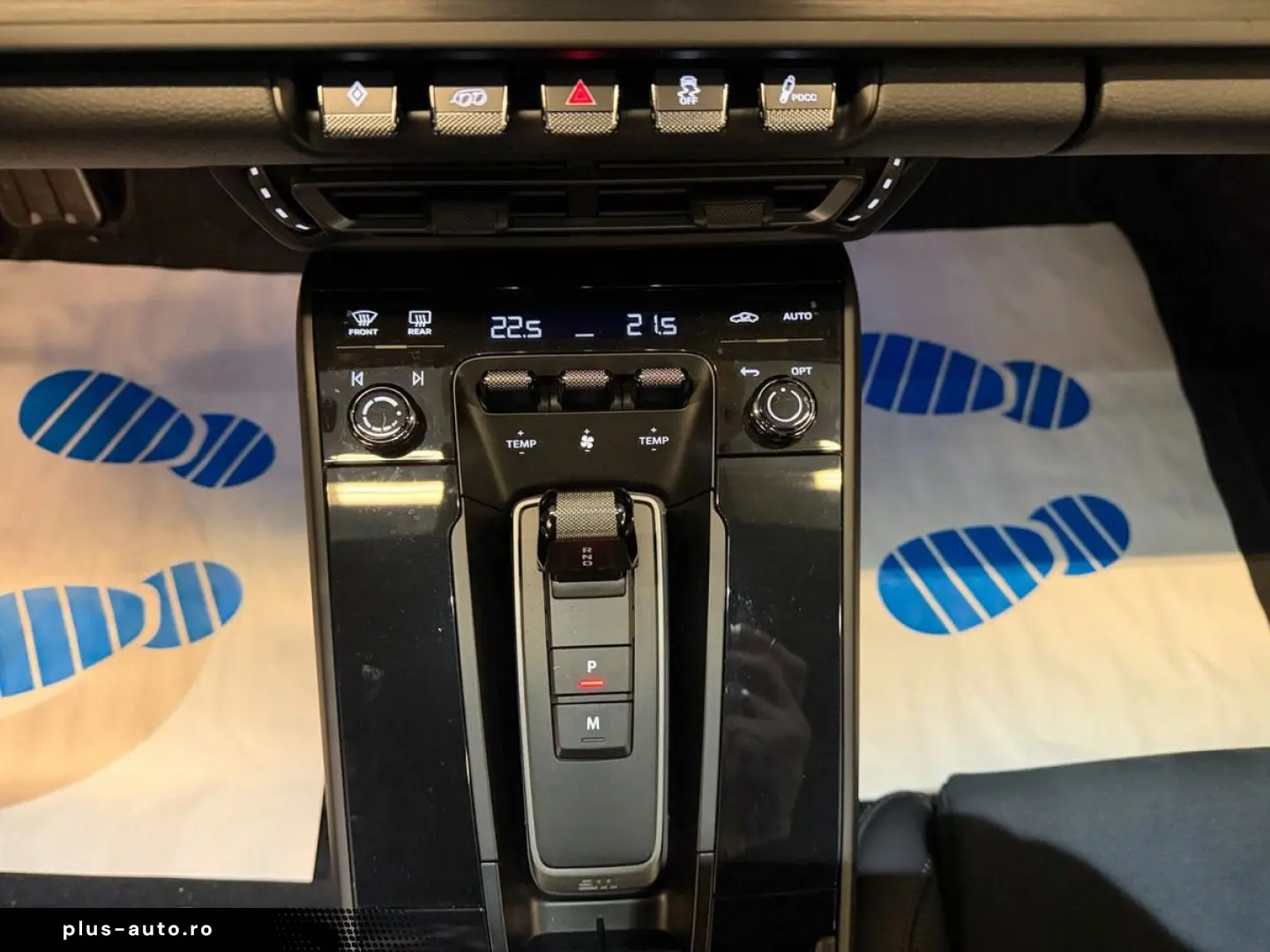 PORSCHE 911 Carrera  GTS  Mwst  erst 2249 km  Led  Bose