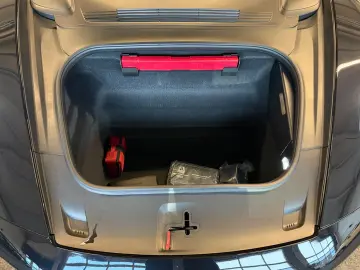 PORSCHE 911 Carrera  GTS  Mwst  erst 2249 km  Led  Bose