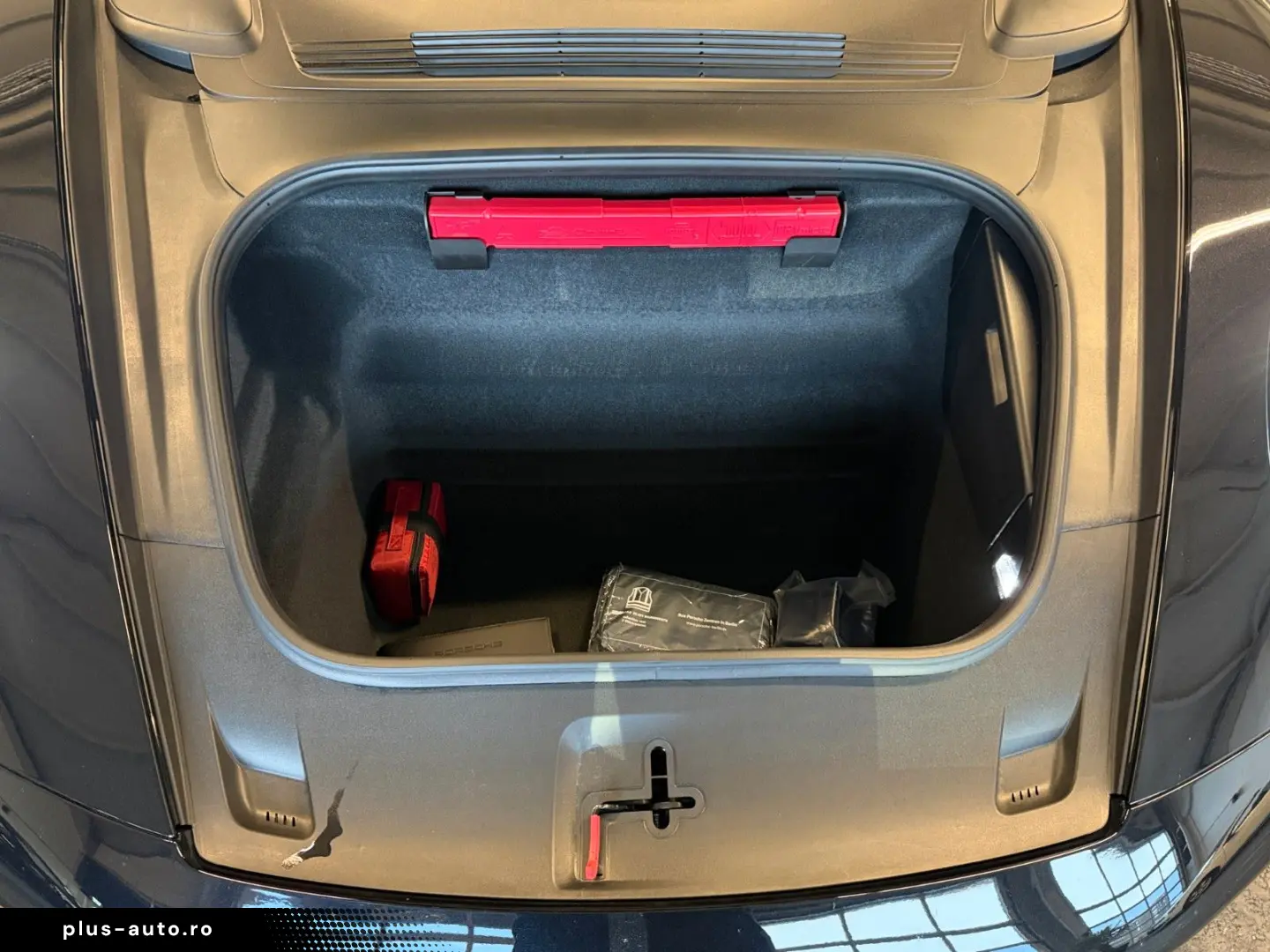 PORSCHE 911 Carrera  GTS  Mwst  erst 2249 km  Led  Bose