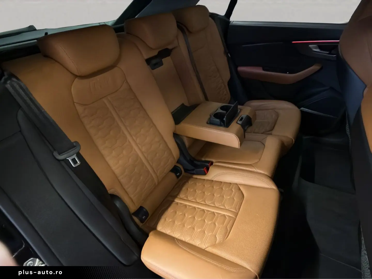 AUDI RSQ8 4.0 TFSI qu AHK MATRIX B&O PANO HUD 360