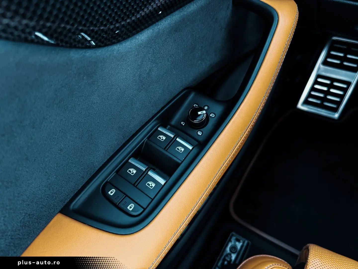 AUDI RSQ8 4.0 TFSI quattro ABT POWER R  CARBON KAMERA