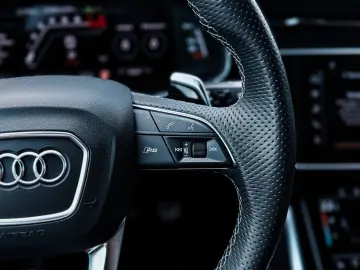 AUDI RSQ8 4.0 TFSI quattro ABT POWER R  CARBON KAMERA