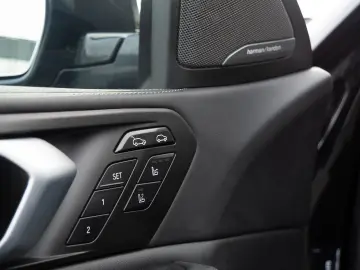 BMW X6 40d M-Sport Pro LUFT MASSAGE PANO-SKY STANDHZ