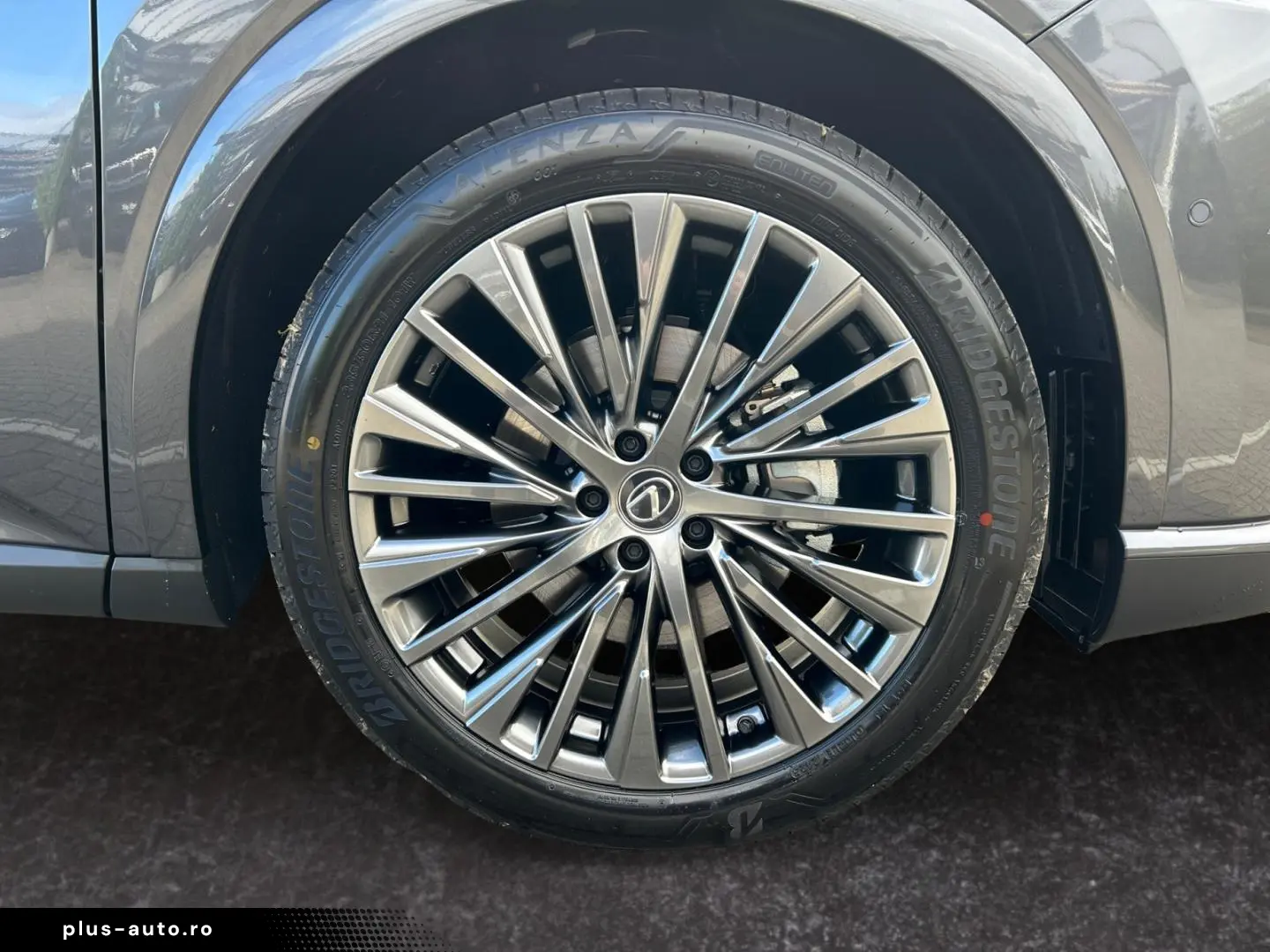 Lexus RX 450h   2 5 l E-CVT  4x4 Plug-in LUXURY