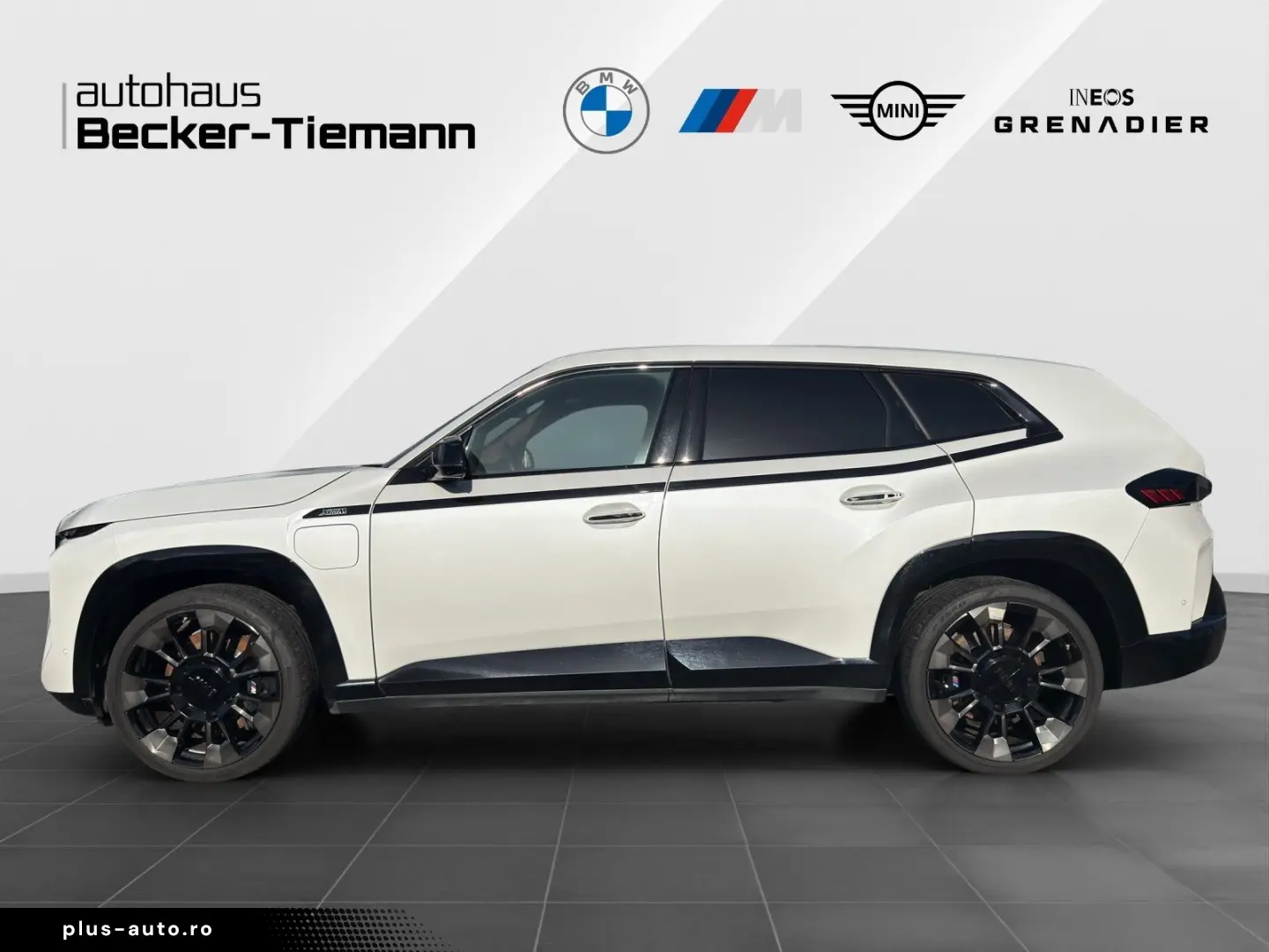 BMW XM 50e MASSAGE KLIMASITZE AHK 360  KAMERA B&W SO