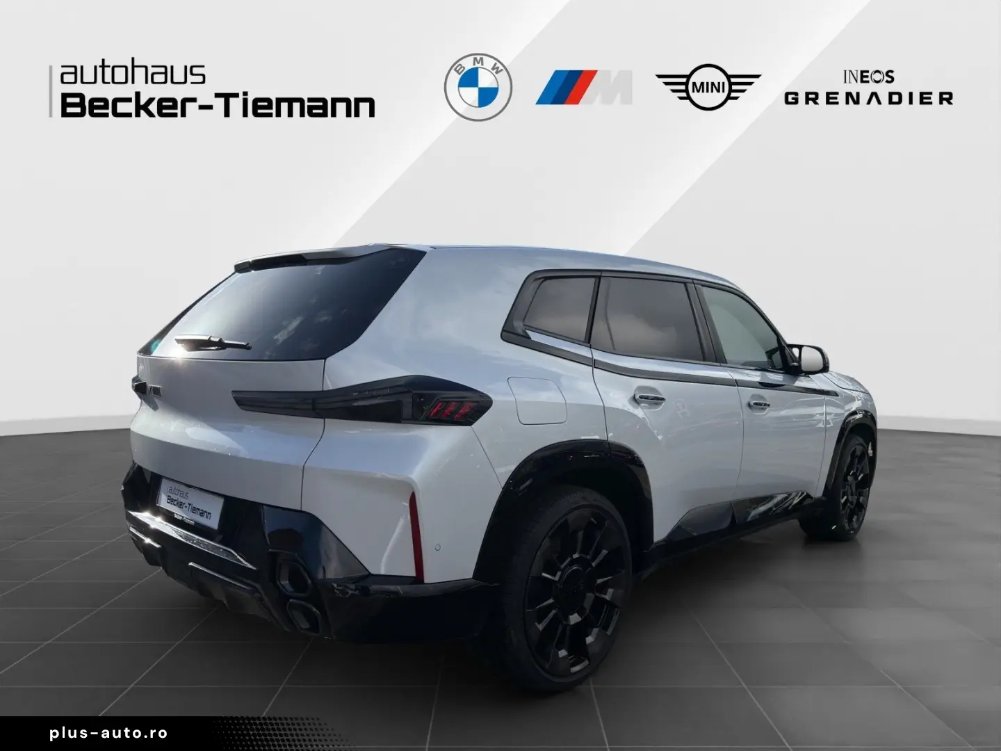 BMW XM 50e MASSAGE KLIMASITZE AHK 360  KAMERA B&W SO