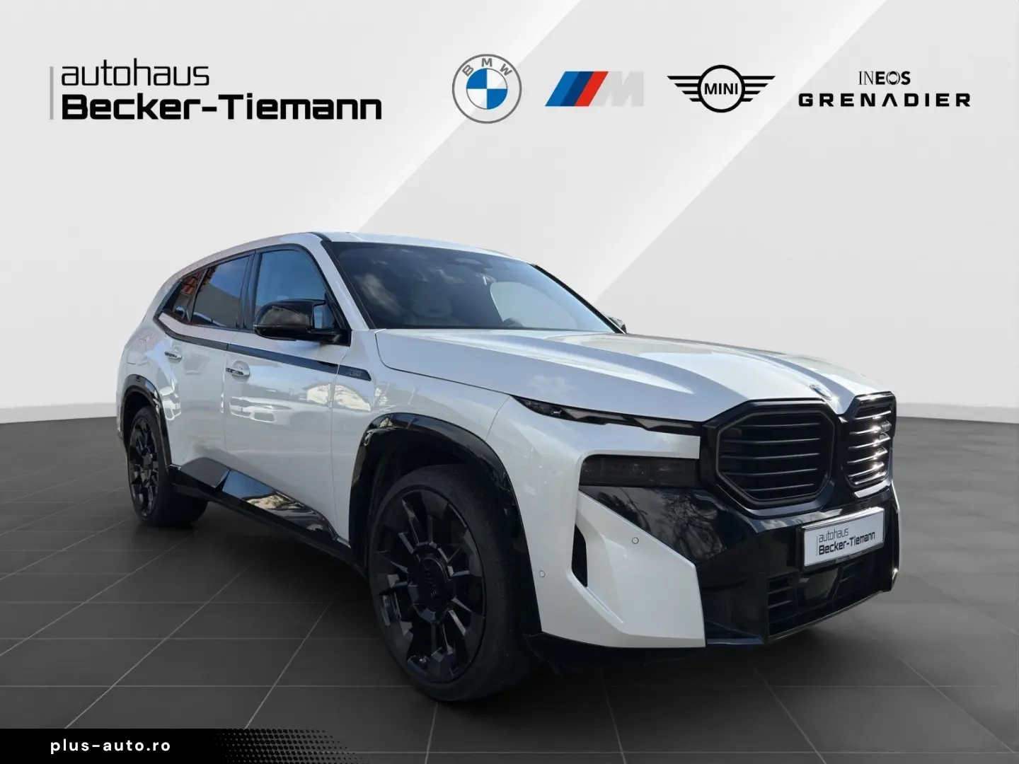 BMW XM 50e MASSAGE KLIMASITZE AHK 360  KAMERA B&W SO