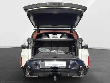 BMW XM 50e MASSAGE KLIMASITZE AHK 360  KAMERA B&W SO