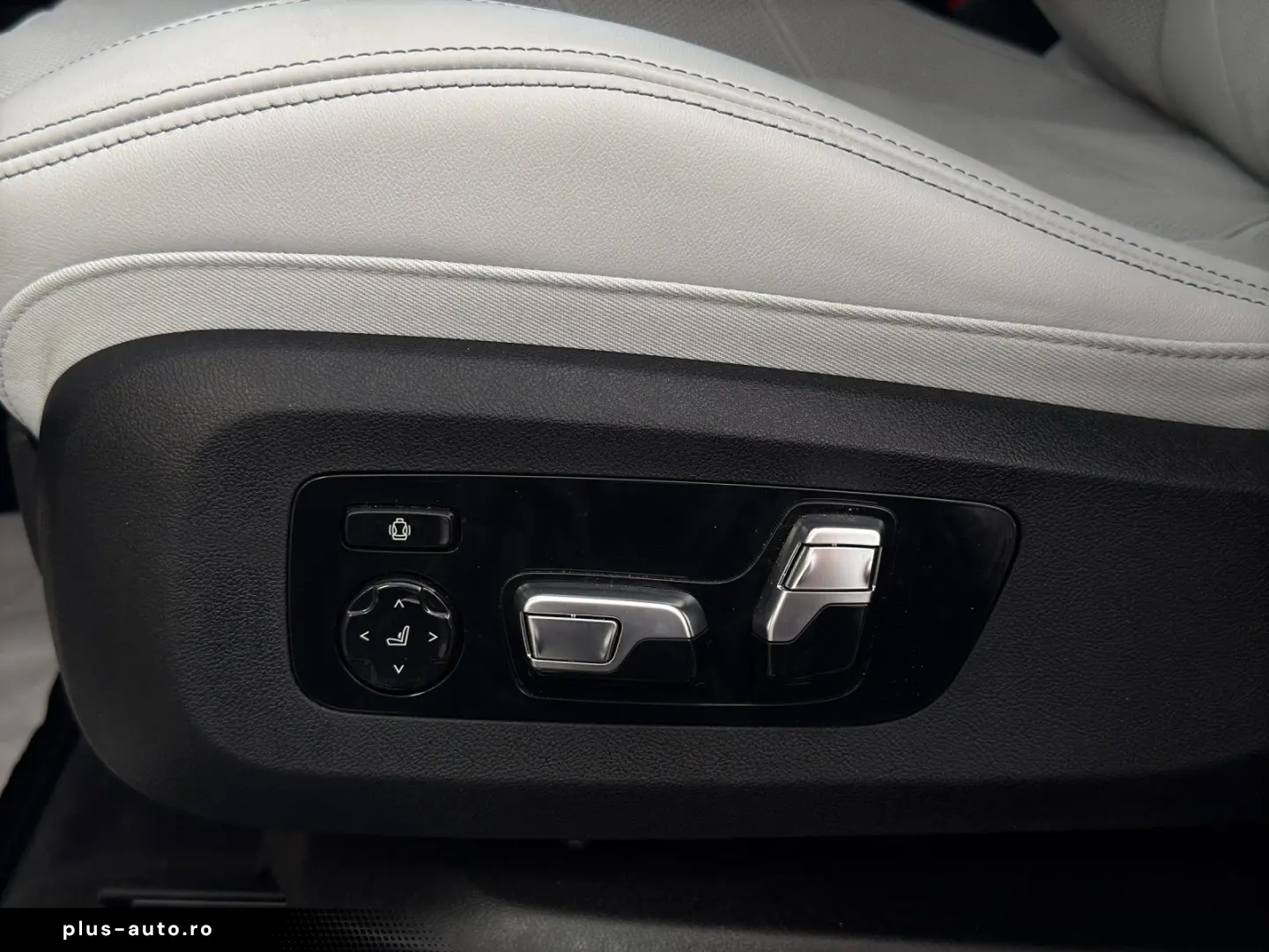 BMW XM 50e MASSAGE KLIMASITZE AHK 360  KAMERA B&W SO