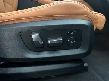 BMW X6 30d xDRIVE M SPORT CARBON PANO HUD ICONIC 360