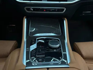 BMW X6 30d xDRIVE M SPORT CARBON PANO HUD ICONIC 360